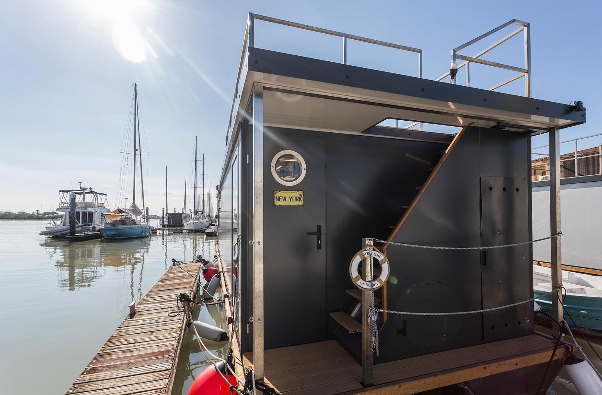 Hotel Azvalia Luxury Casa Barco New York And Texas-Unique Houseboat Experience à El Puerto de Santa María Extérieur photo