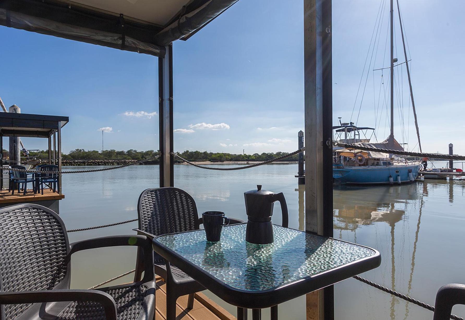 Hotel Azvalia Luxury Casa Barco New York And Texas-Unique Houseboat Experience à El Puerto de Santa María Extérieur photo